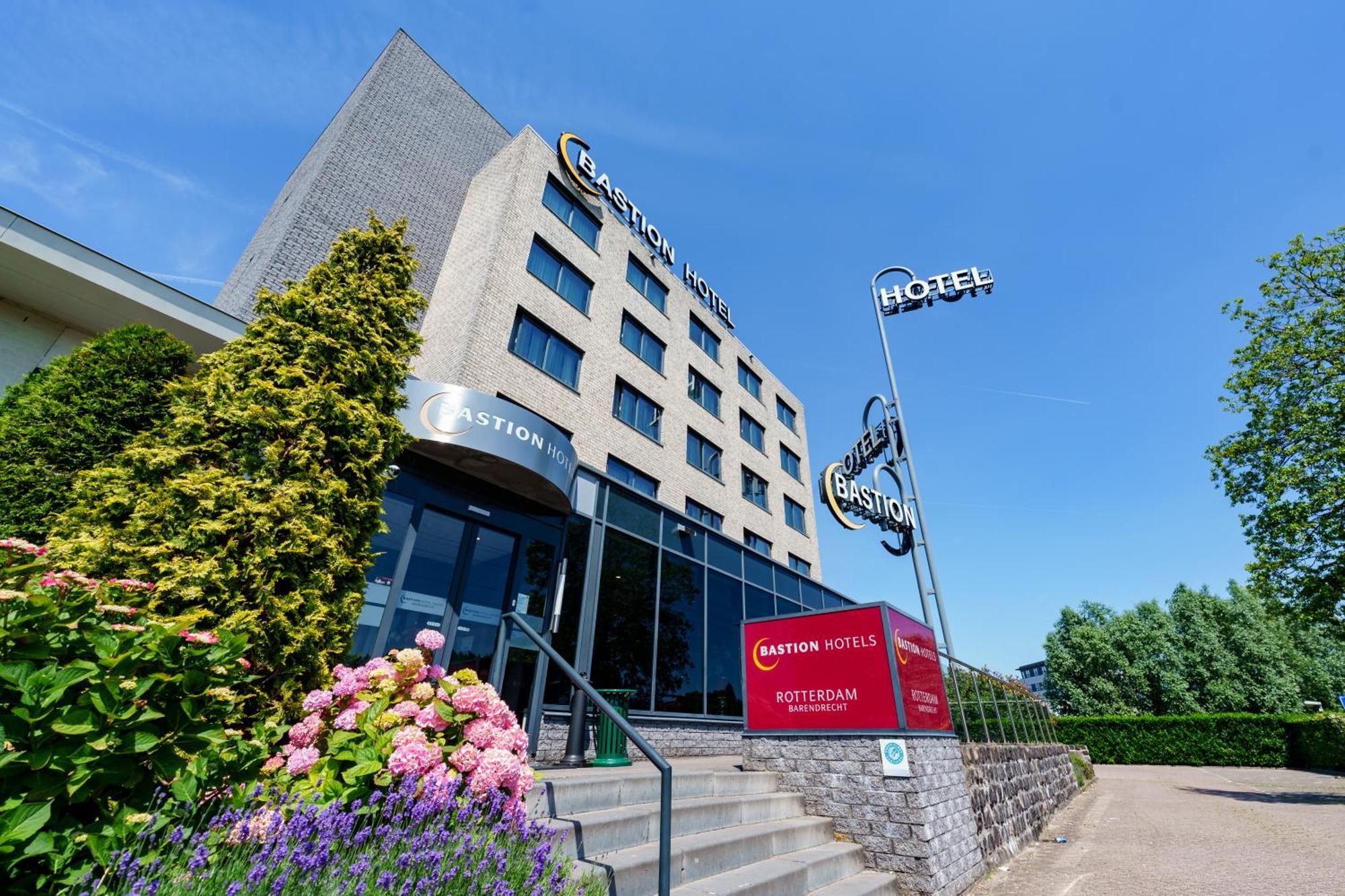 Bastion Hotel Барендрехт Екстериор снимка